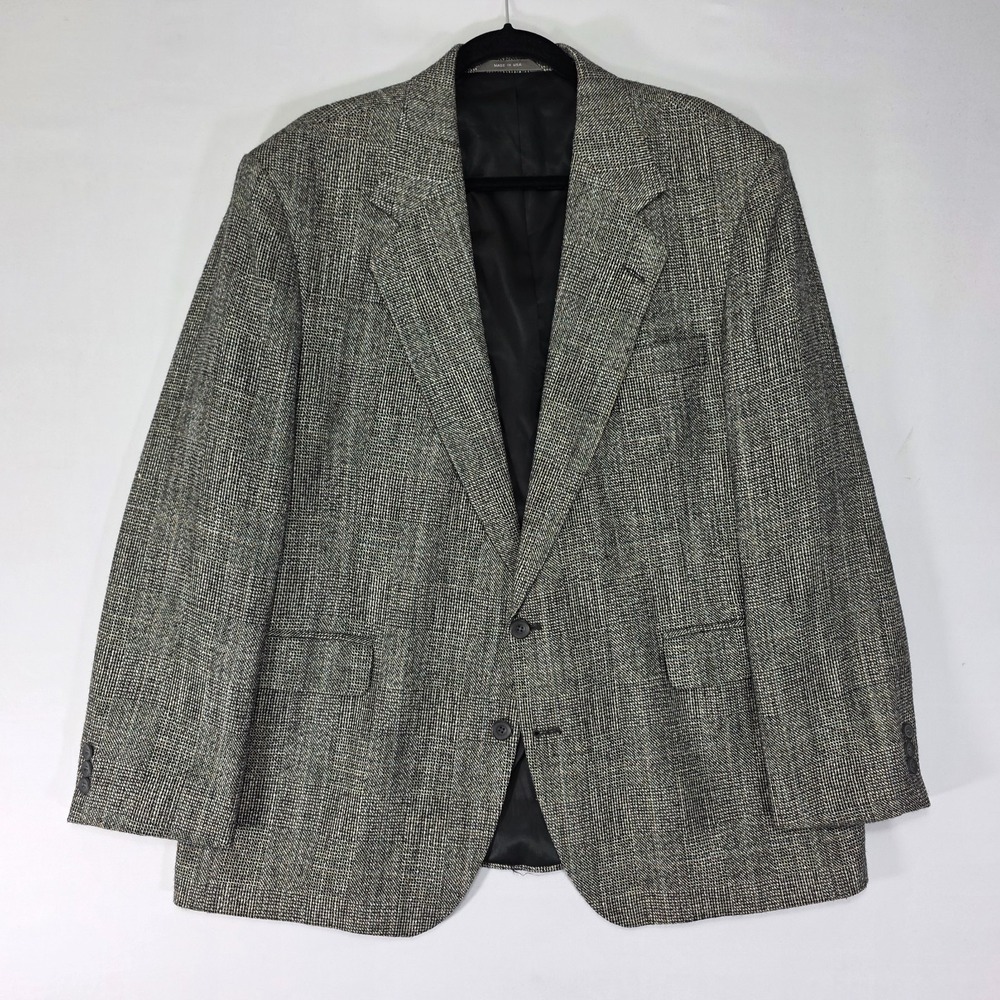 Haggar Men's Sport Coat Blazer Two Button Gray Plaid Polyester Blend Size 46R